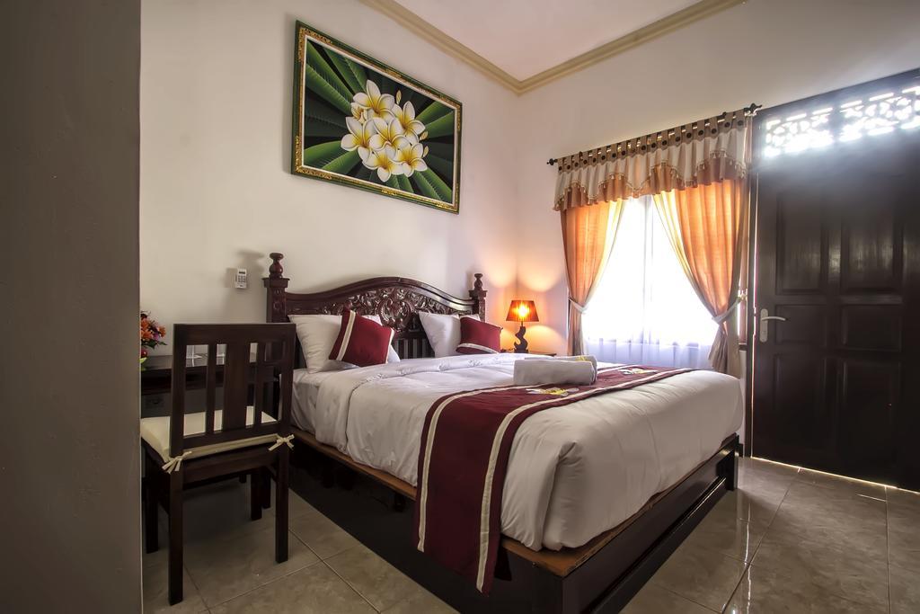 Frangipani Homestay Нуса Дуа Стая снимка