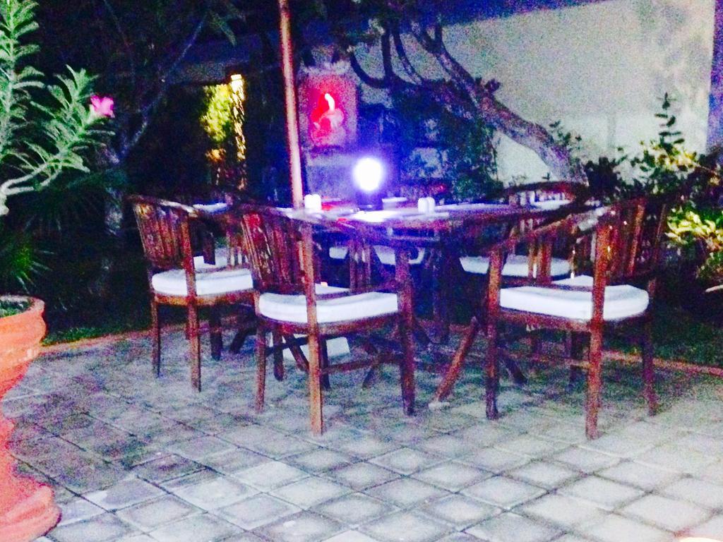 Frangipani Homestay Нуса Дуа Екстериор снимка